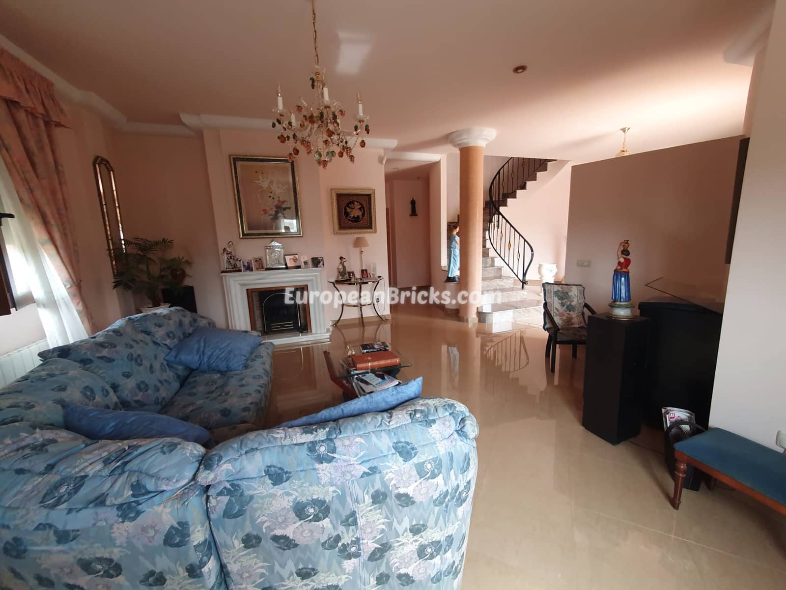 4 soveværelse Villa til salg i Chella - € 335.000 (Ref: 8478724)