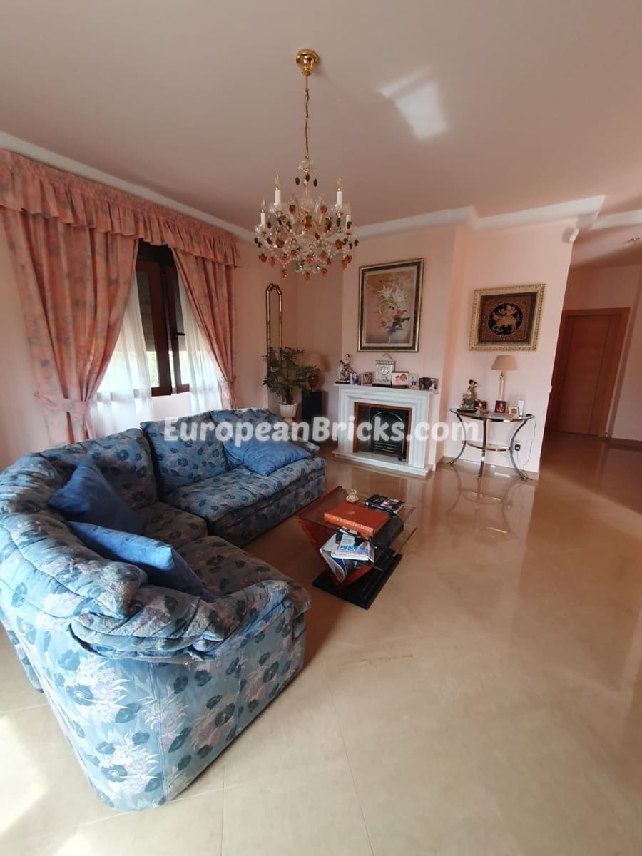 4 soveværelse Villa til salg i Chella - € 335.000 (Ref: 8478724)