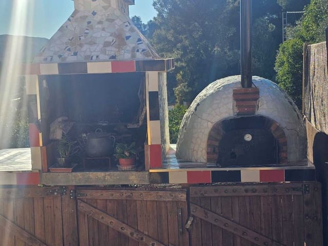 4 bedroom Bungalow for sale in Xàtiva - € 129,500 (Ref: 8478727)