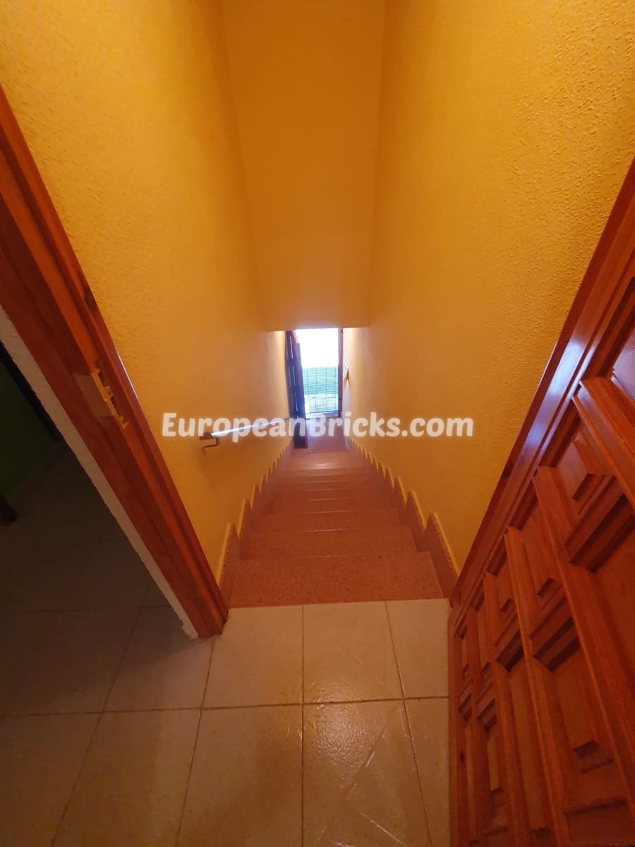 5 soveværelse Lejlighed til salg i Enguera - € 90.000 (Ref: 8478729)