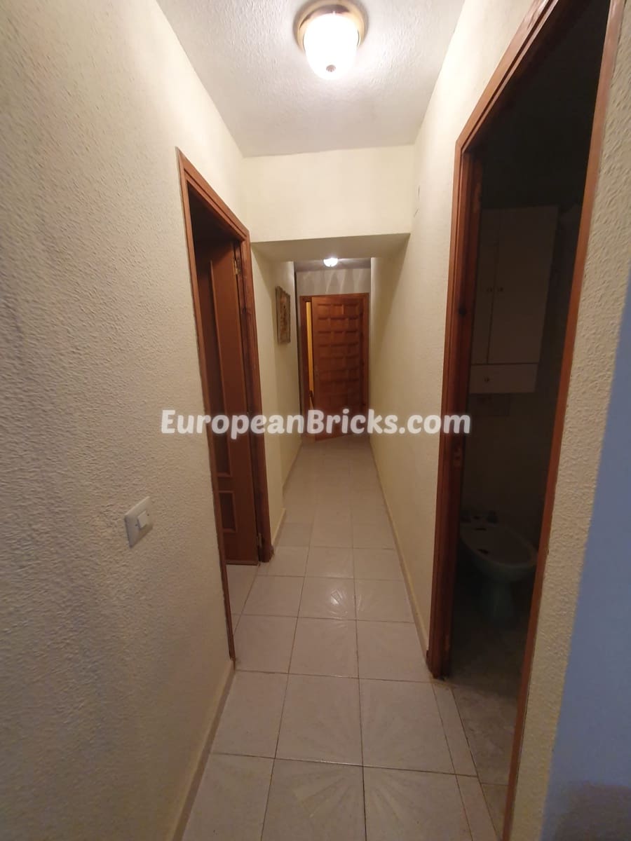 5 soveværelse Lejlighed til salg i Enguera - € 90.000 (Ref: 8478729)