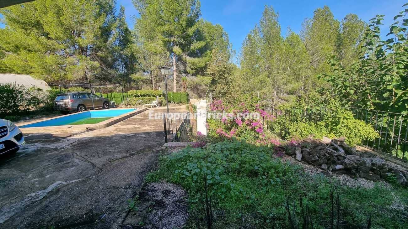 4 makuuhuone Maalaistalo myytävänä paikassa Xativa mukana uima-altaan - 135 000 € (Ref: 8661602)