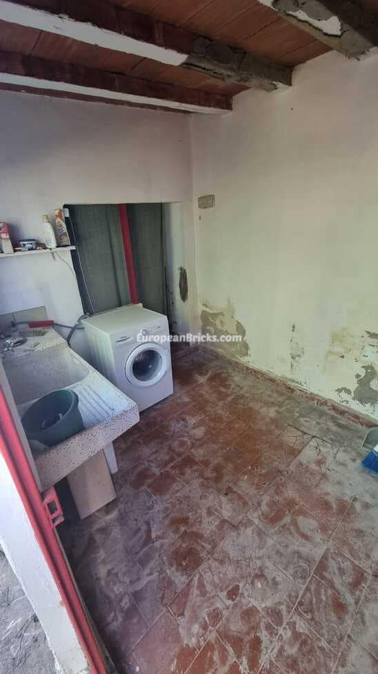 4 bedroom Finca/Country House for sale in Xativa with pool - € 139,950 (Ref: 8661602)