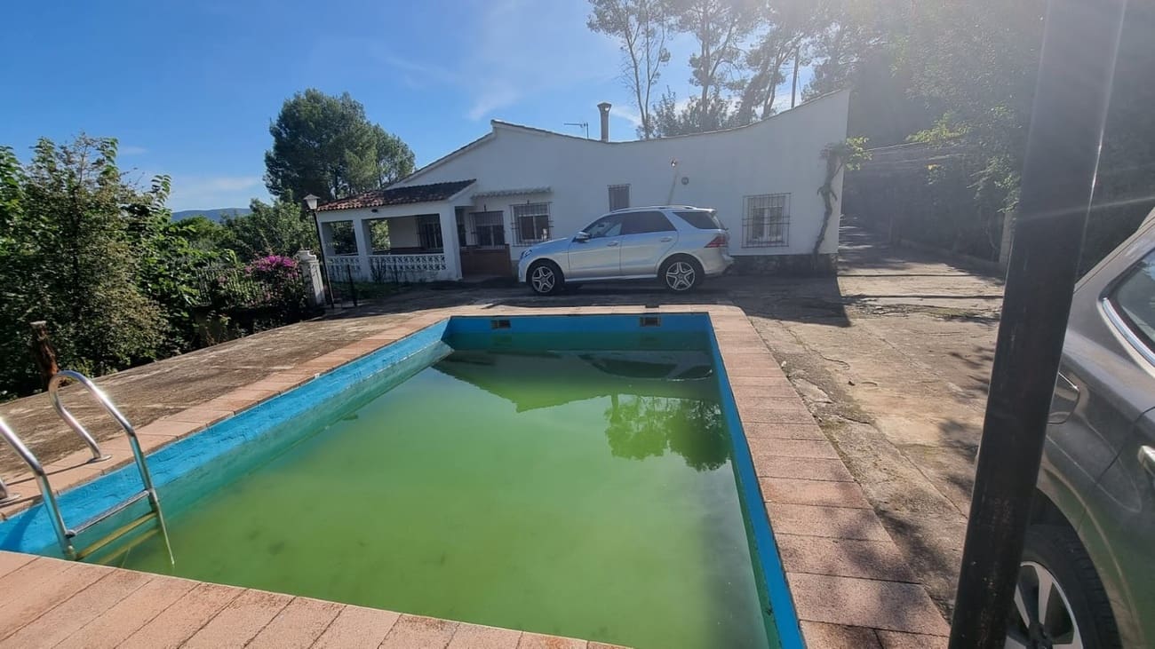 4 bedroom Finca/Country House for sale in Xativa with pool - € 139,950 (Ref: 8661602)