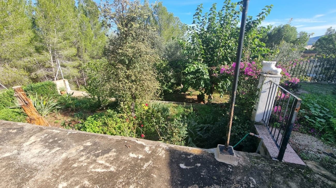 4 bedroom Finca/Country House for sale in Xativa with pool - € 139,950 (Ref: 8661602)