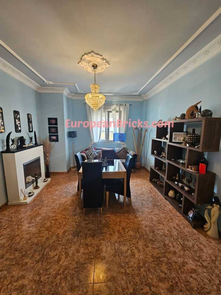 6 soveværelse Byhus til salg i Xativa med swimmingpool - € 430.000 (Ref: 8774840)