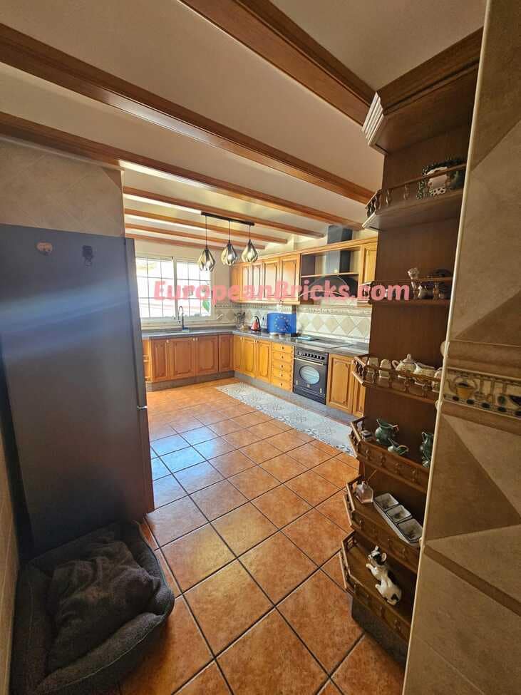 6 soveværelse Byhus til salg i Xativa med swimmingpool - € 430.000 (Ref: 8774840)