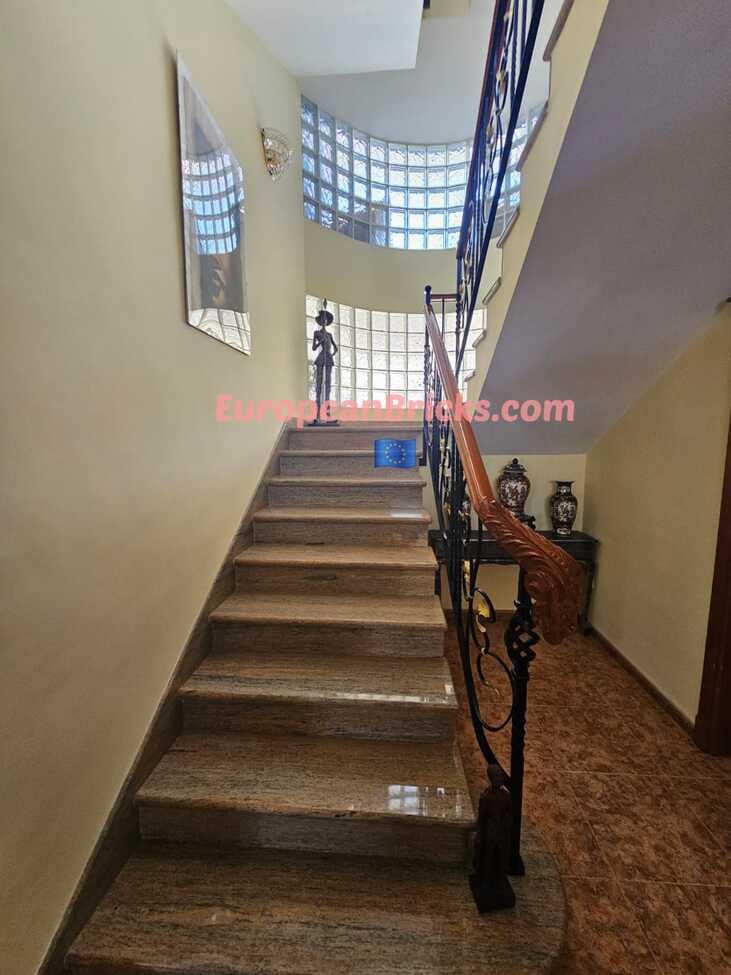 6 soveværelse Byhus til salg i Xativa med swimmingpool - € 430.000 (Ref: 8774840)