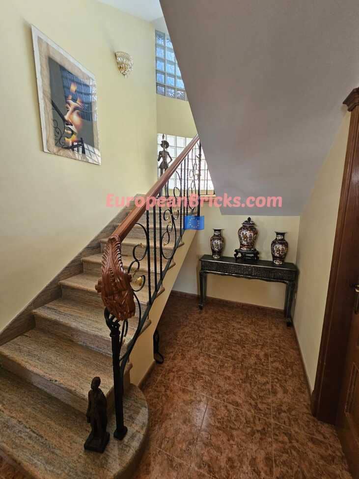 6 soveværelse Byhus til salg i Xativa med swimmingpool - € 430.000 (Ref: 8774840)