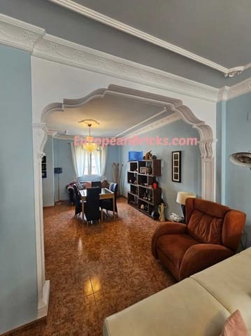 6 bedroom Townhouse for sale in Xàtiva with pool - € 430,000 (Ref: 8774840)