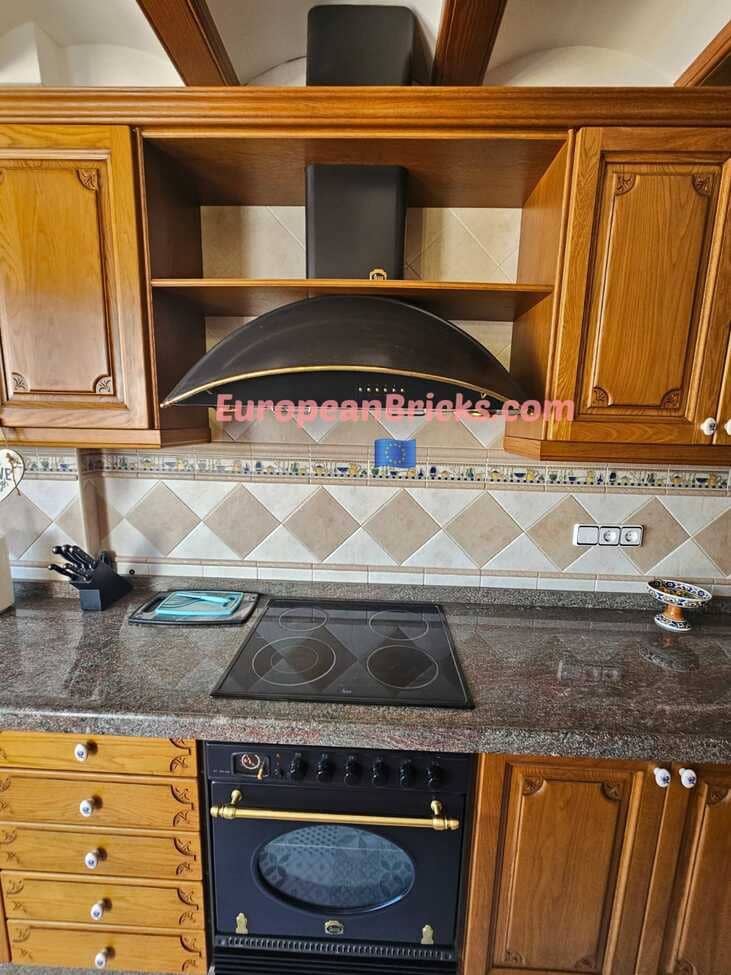 6 soveværelse Byhus til salg i Xativa med swimmingpool - € 430.000 (Ref: 8774840)