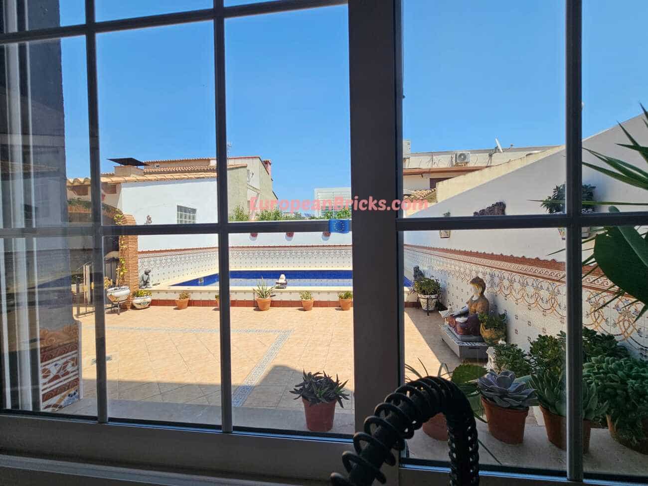 6 soveværelse Byhus til salg i Xativa med swimmingpool - € 430.000 (Ref: 8774840)