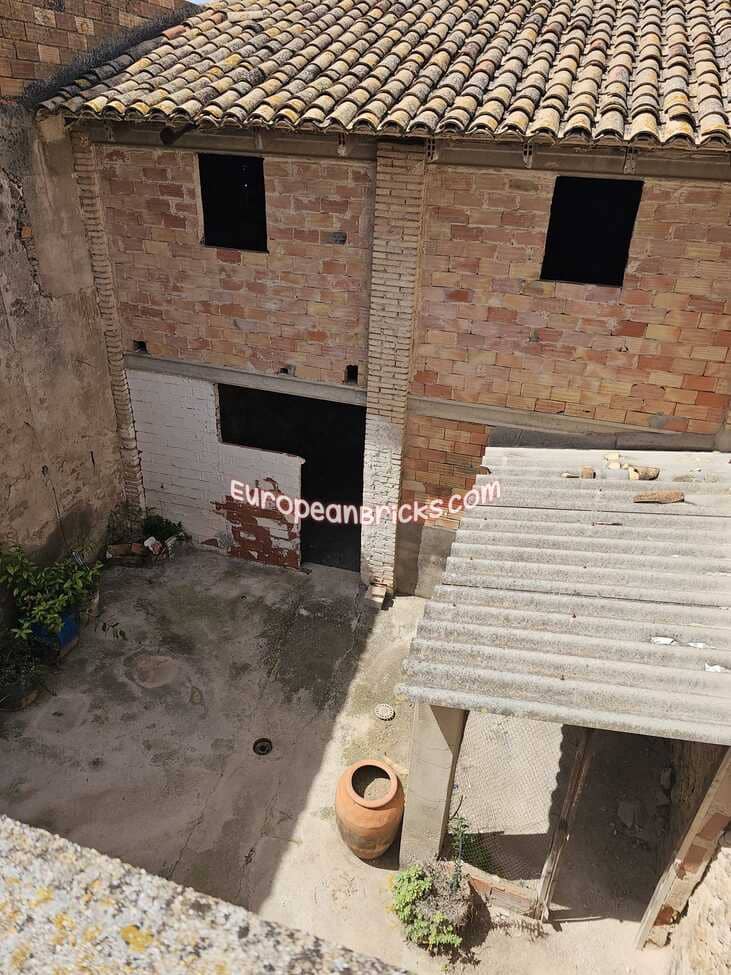 3 soveværelse Byhus til salg i Canals - € 75.000 (Ref: 8940171)