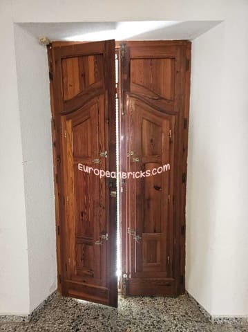 3 bedroom Townhouse for sale in Canals - € 75,000 (Ref: 8940171)