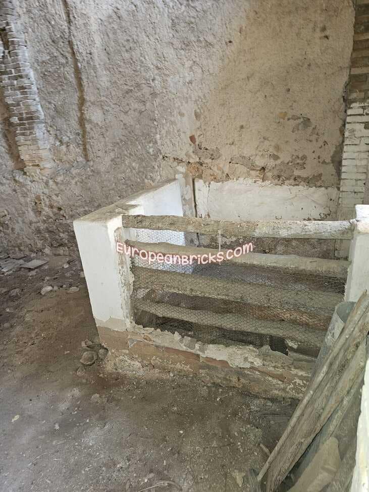 3 soveværelse Byhus til salg i Canals - € 75.000 (Ref: 8940171)