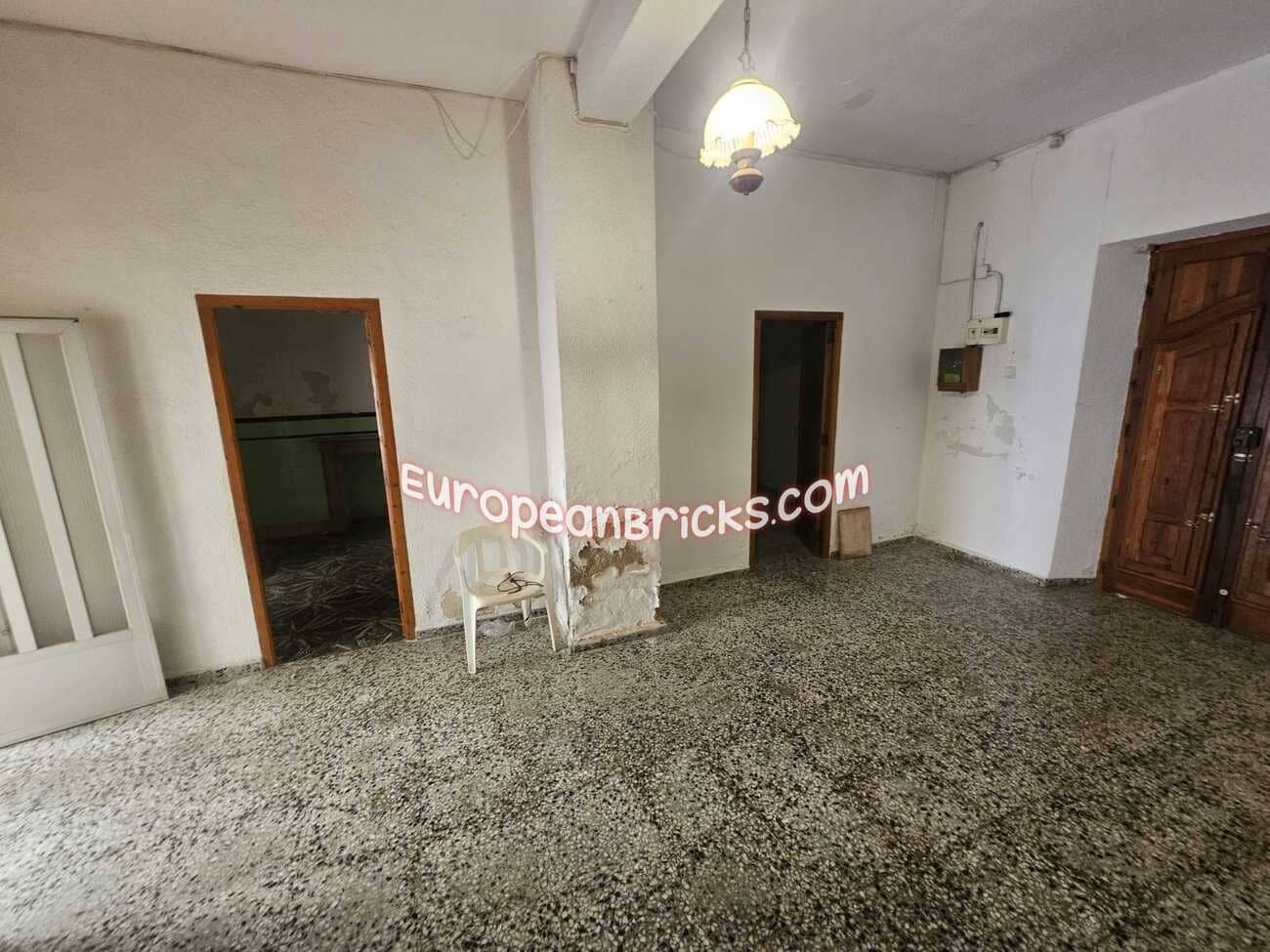 3 soveværelse Byhus til salg i Canals - € 75.000 (Ref: 8940171)