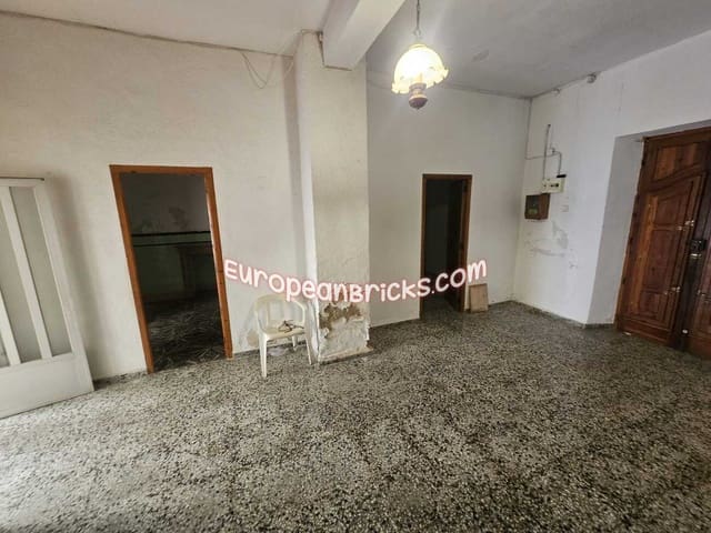 3 bedroom Townhouse for sale in Canals - € 75,000 (Ref: 8940171)