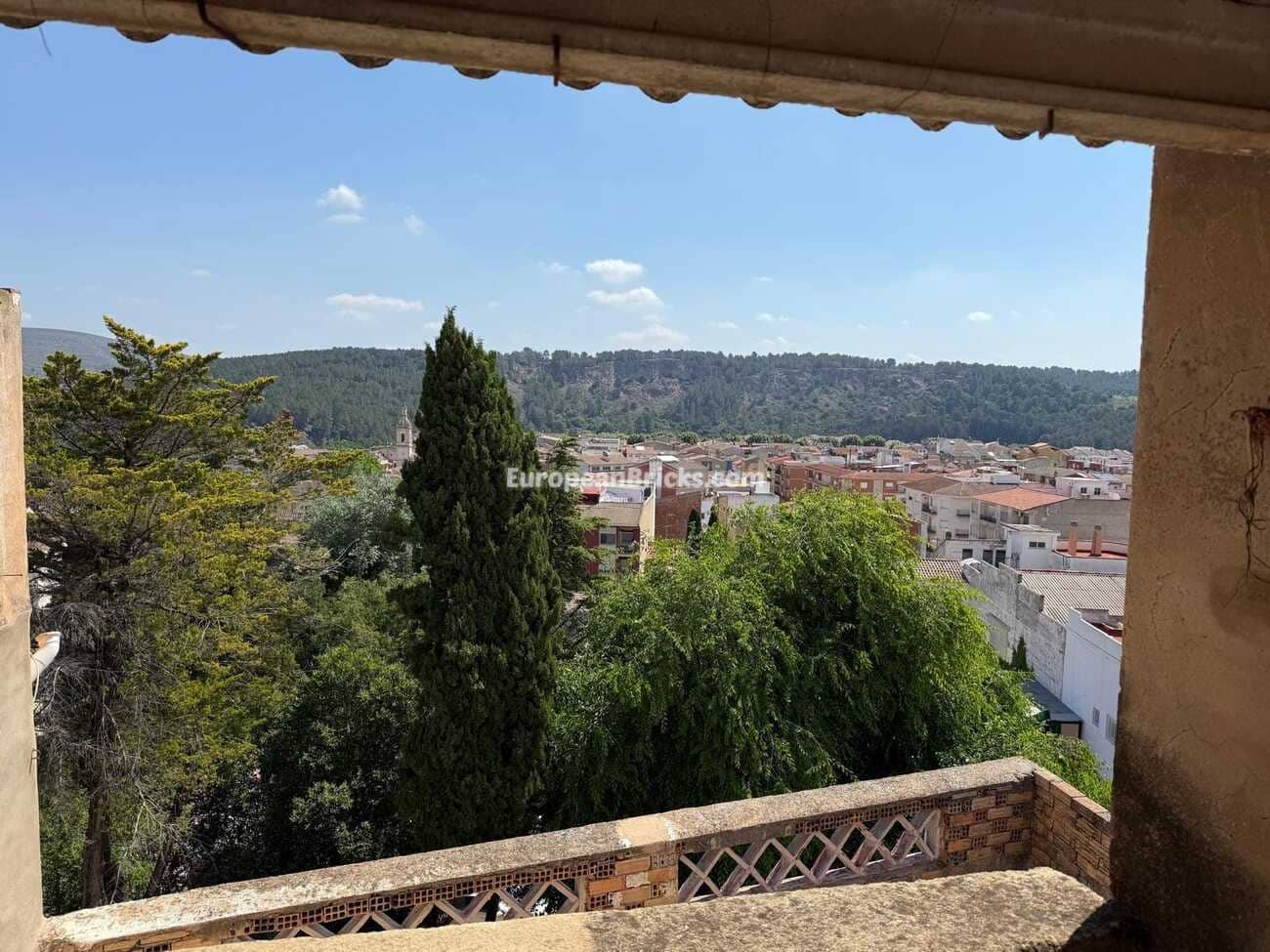 4 soveværelse Byhus til salg i Anna - € 95.000 (Ref: 9033256)