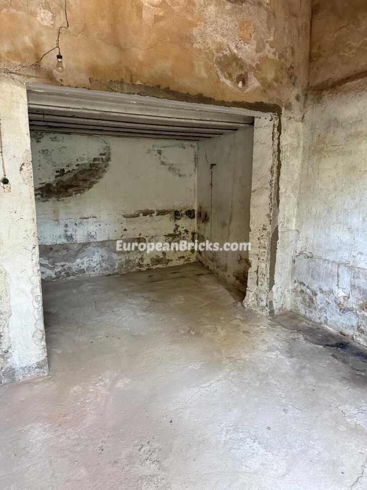 4 soveværelse Byhus til salg i Anna - € 95.000 (Ref: 9033256)