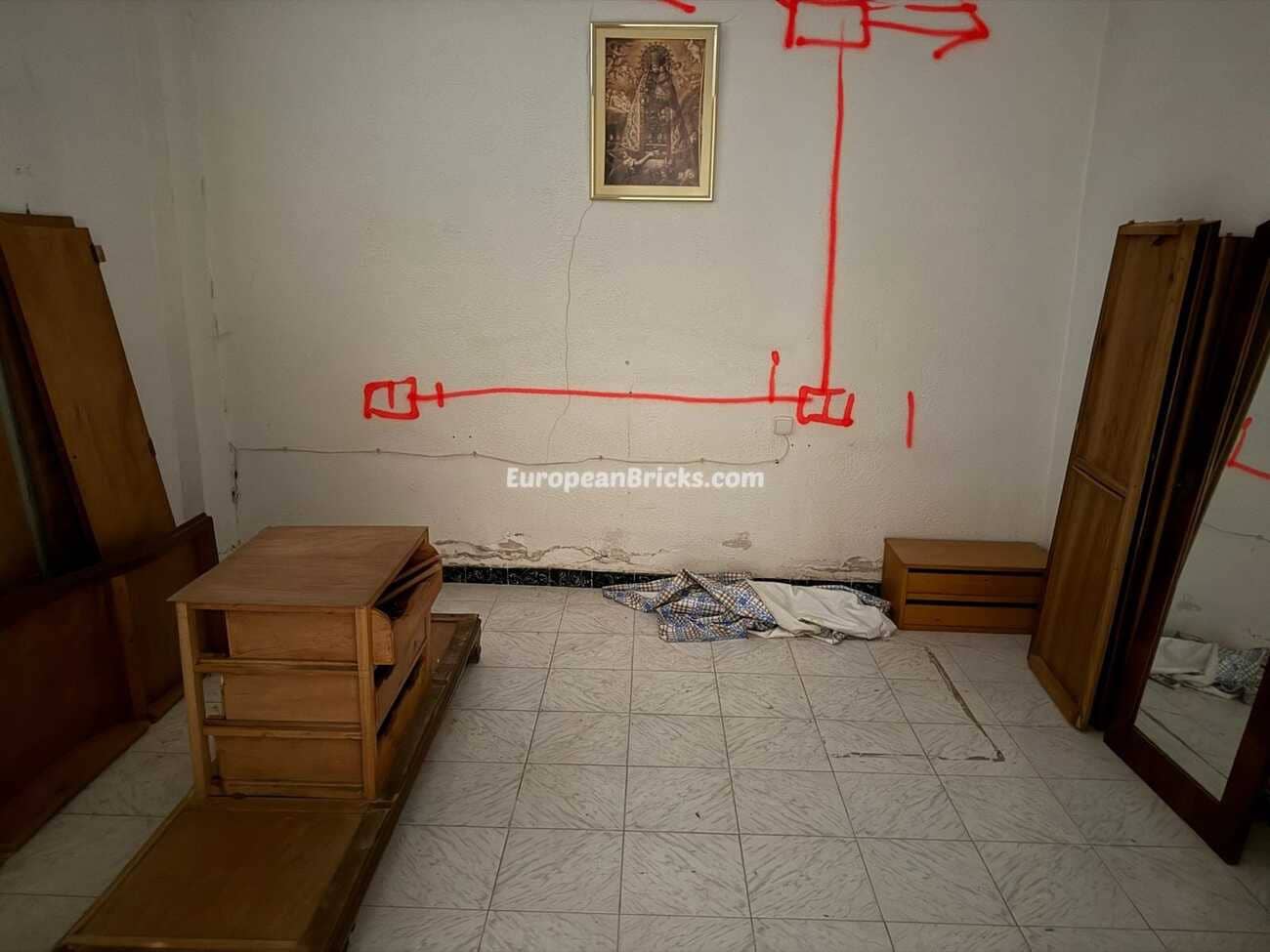 4 soveværelse Byhus til salg i Anna - € 95.000 (Ref: 9033256)