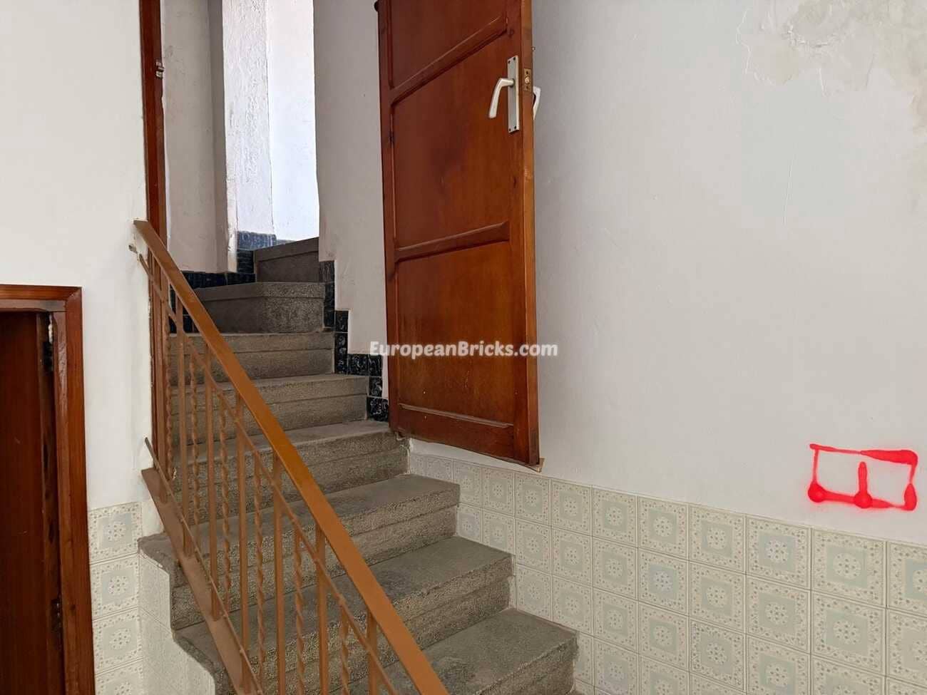 4 soveværelse Byhus til salg i Anna - € 95.000 (Ref: 9033256)