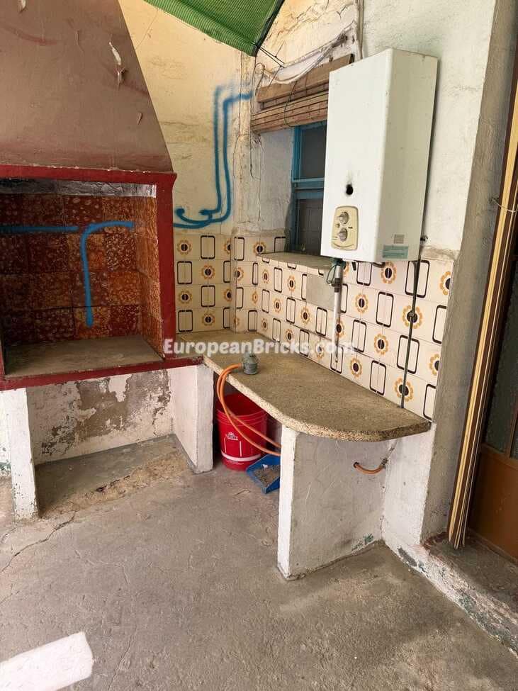 4 soveværelse Byhus til salg i Anna - € 95.000 (Ref: 9033256)