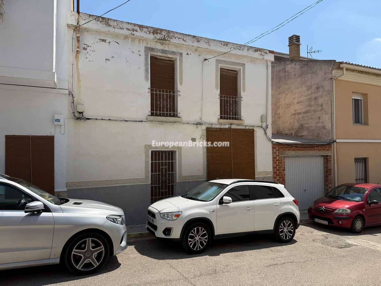 4 soveværelse Byhus til salg i Anna - € 95.000 (Ref: 9033256)