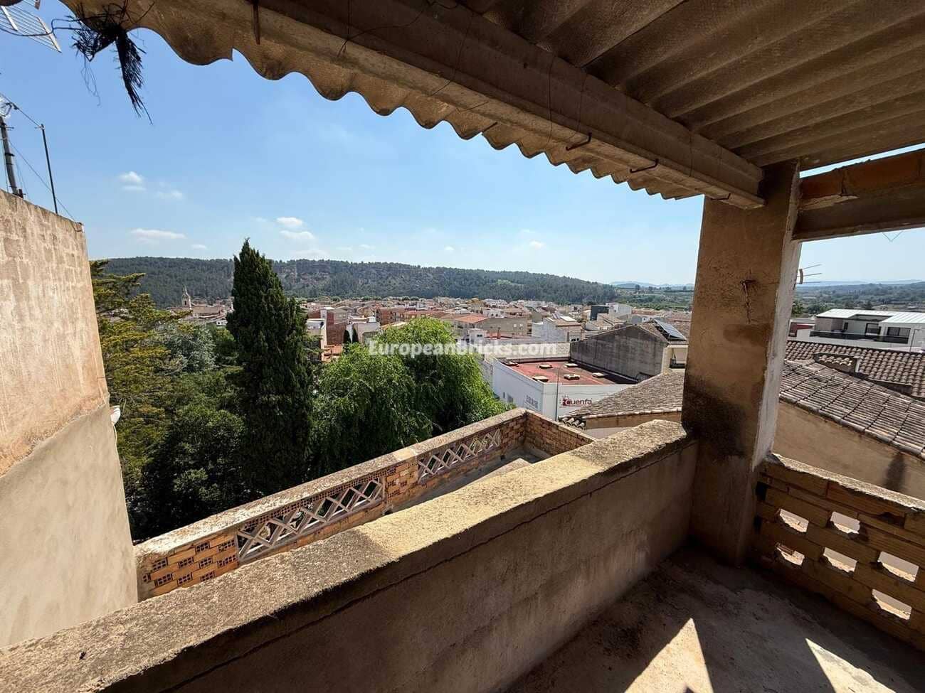 4 soveværelse Byhus til salg i Anna - € 95.000 (Ref: 9033256)