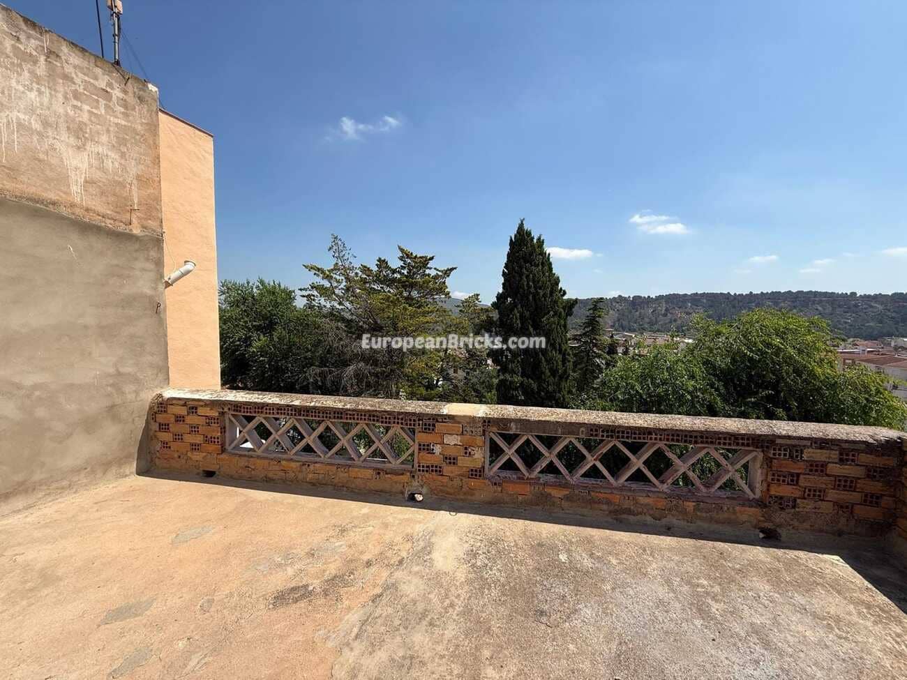 4 soveværelse Byhus til salg i Anna - € 95.000 (Ref: 9033256)