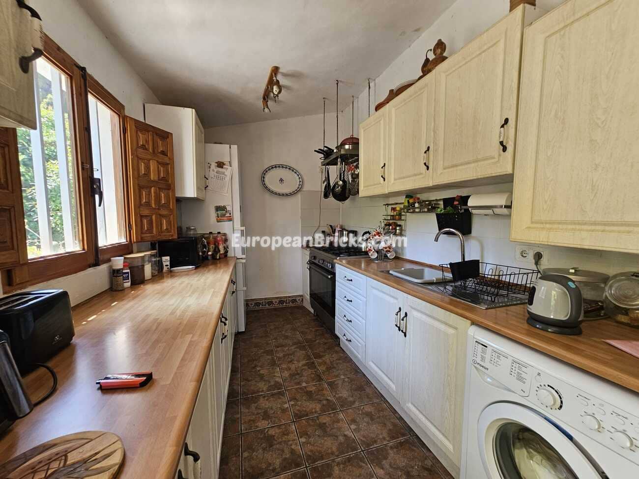 2 soveværelse Finca/Landehus til salg i Ibi med swimmingpool garage - € 147.950 (Ref: 9130489)