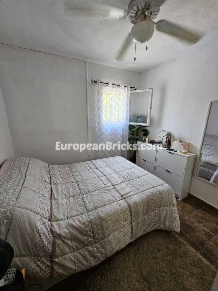 2 soveværelse Finca/Landehus til salg i Ibi med swimmingpool garage - € 147.950 (Ref: 9130489)