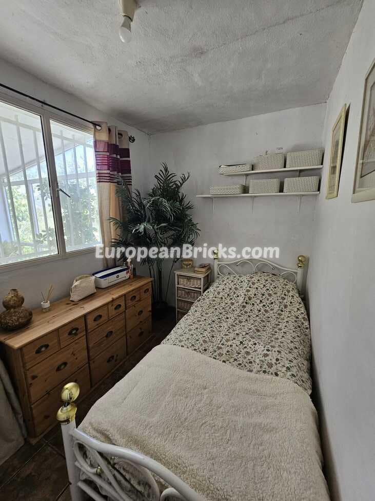 2 soveværelse Finca/Landehus til salg i Ibi med swimmingpool garage - € 147.950 (Ref: 9130489)