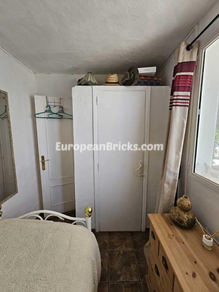 2 soveværelse Finca/Landehus til salg i Ibi med swimmingpool garage - € 147.950 (Ref: 9130489)