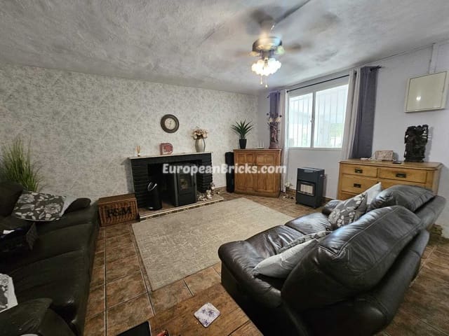 2 soverom Finca/Herregård til salgs i Ibi med svømmebasseng garasje - € 147 950 (Ref: 9130489)