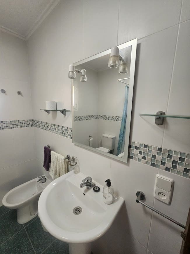 5 bedroom Villa for sale in Oliva with pool - € 350,000 (Ref: 9182046)