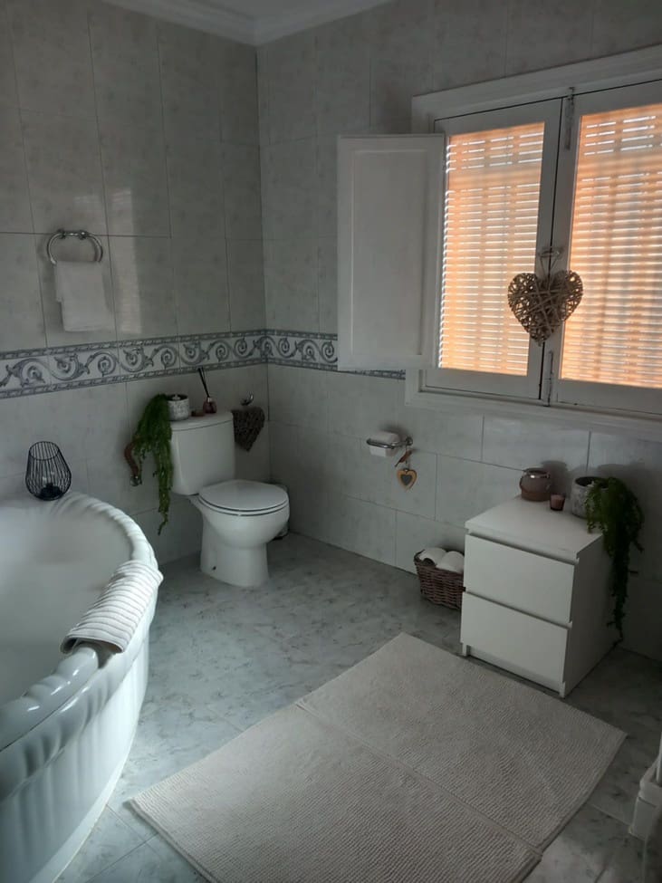 4 bedroom Finca/Country House for sale in Moraleda de Zafayona with pool garage - € 249,950 (Ref: 9304655)