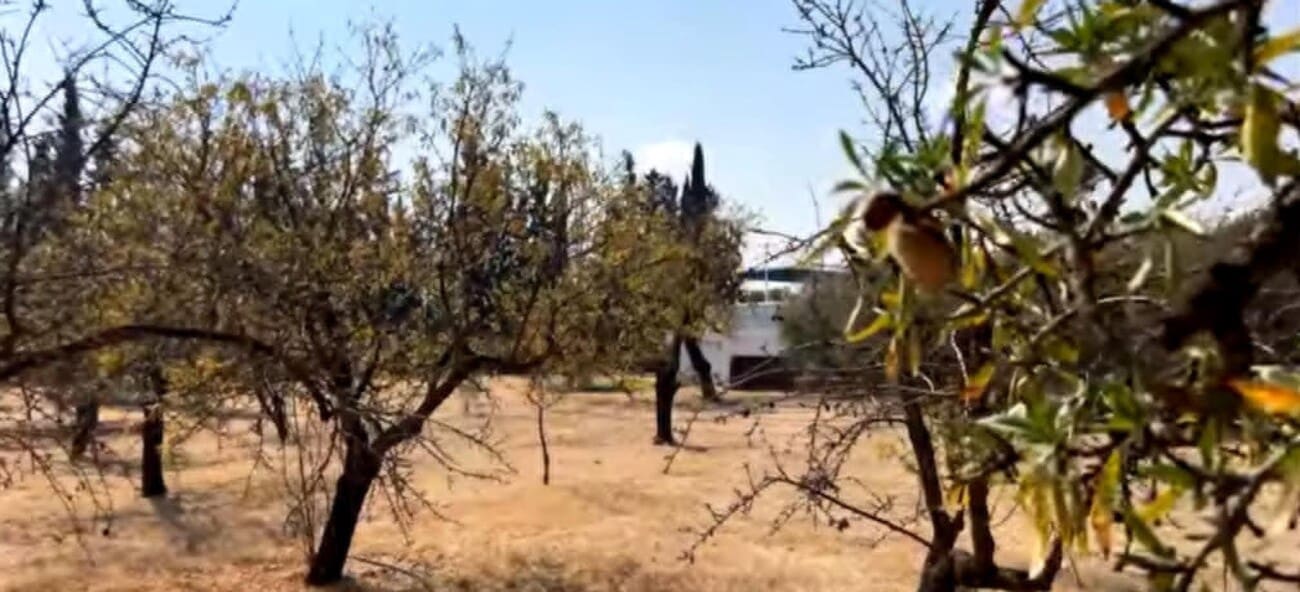 4 bedroom Finca/Country House for sale in Moraleda de Zafayona with pool garage - € 249,950 (Ref: 9304655)