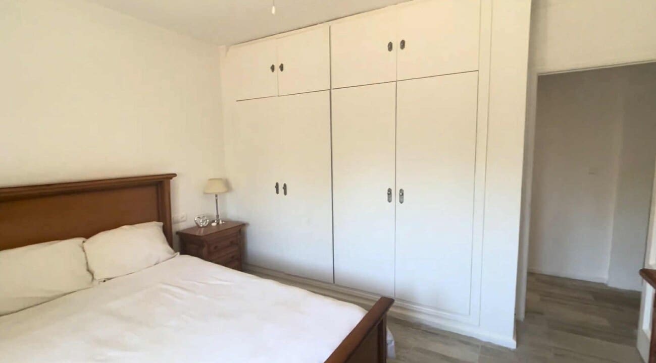 4 bedroom Finca/Country House for sale in Moraleda de Zafayona with pool garage - € 249,950 (Ref: 9304655)