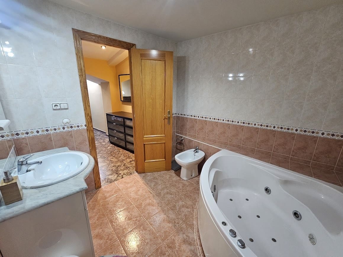 4 sypialnia Penthouse na sprzedaż w Xativa - 189 000 € (Ref: 9311935)