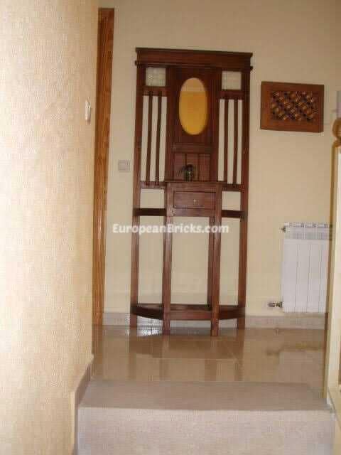 3 slaapkamer Villa te koop in Camarena met garage - € 245.000 (Ref: 9325224)