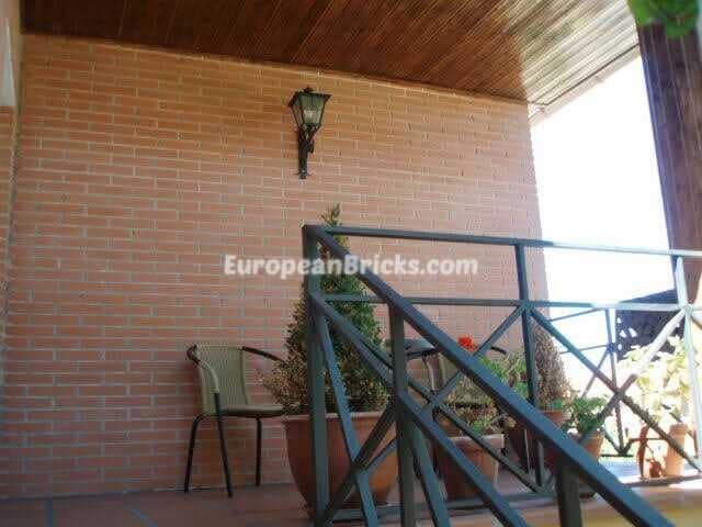 3 slaapkamer Villa te koop in Camarena met garage - € 245.000 (Ref: 9325224)