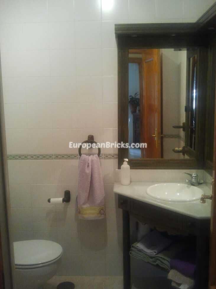 3 slaapkamer Villa te koop in Camarena met garage - € 245.000 (Ref: 9325224)