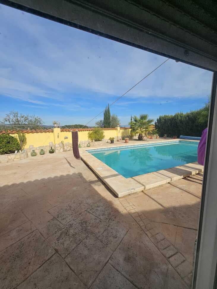 4 soveværelse Finca/Landehus til salg i Xativa med swimmingpool - € 265.000 (Ref: 9348793)