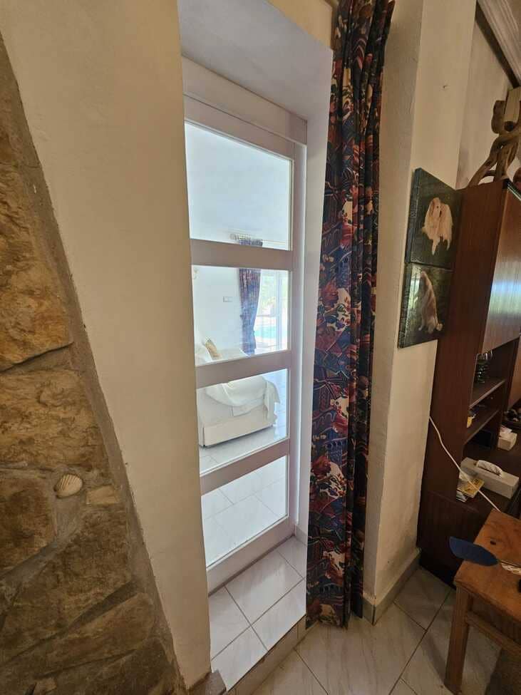 4 soveværelse Finca/Landehus til salg i Xativa med swimmingpool - € 265.000 (Ref: 9348793)