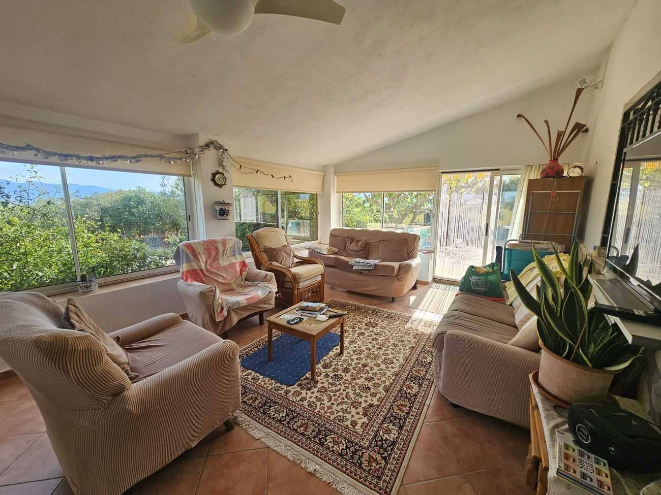 4 soveværelse Finca/Landehus til salg i Xativa med swimmingpool - € 265.000 (Ref: 9348793)