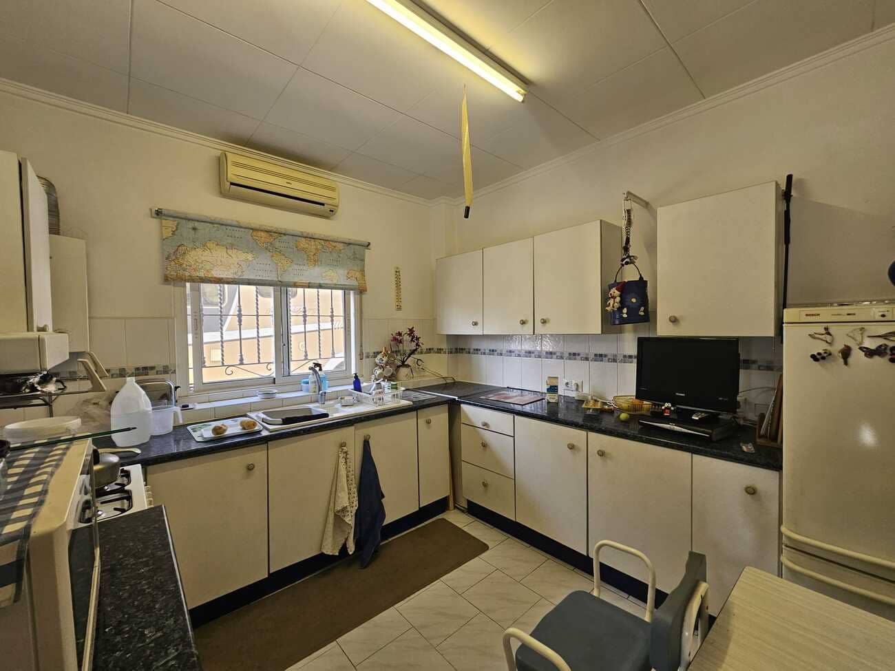 4 soveværelse Finca/Landehus til salg i Xativa med swimmingpool - € 265.000 (Ref: 9348793)