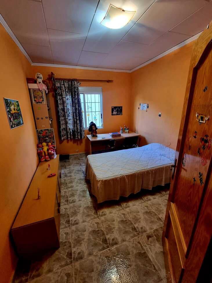 3 chambre Finca/Maison de Campagne à vendre à Canals avec piscine garage - 249 000 € (Ref: 9353012)