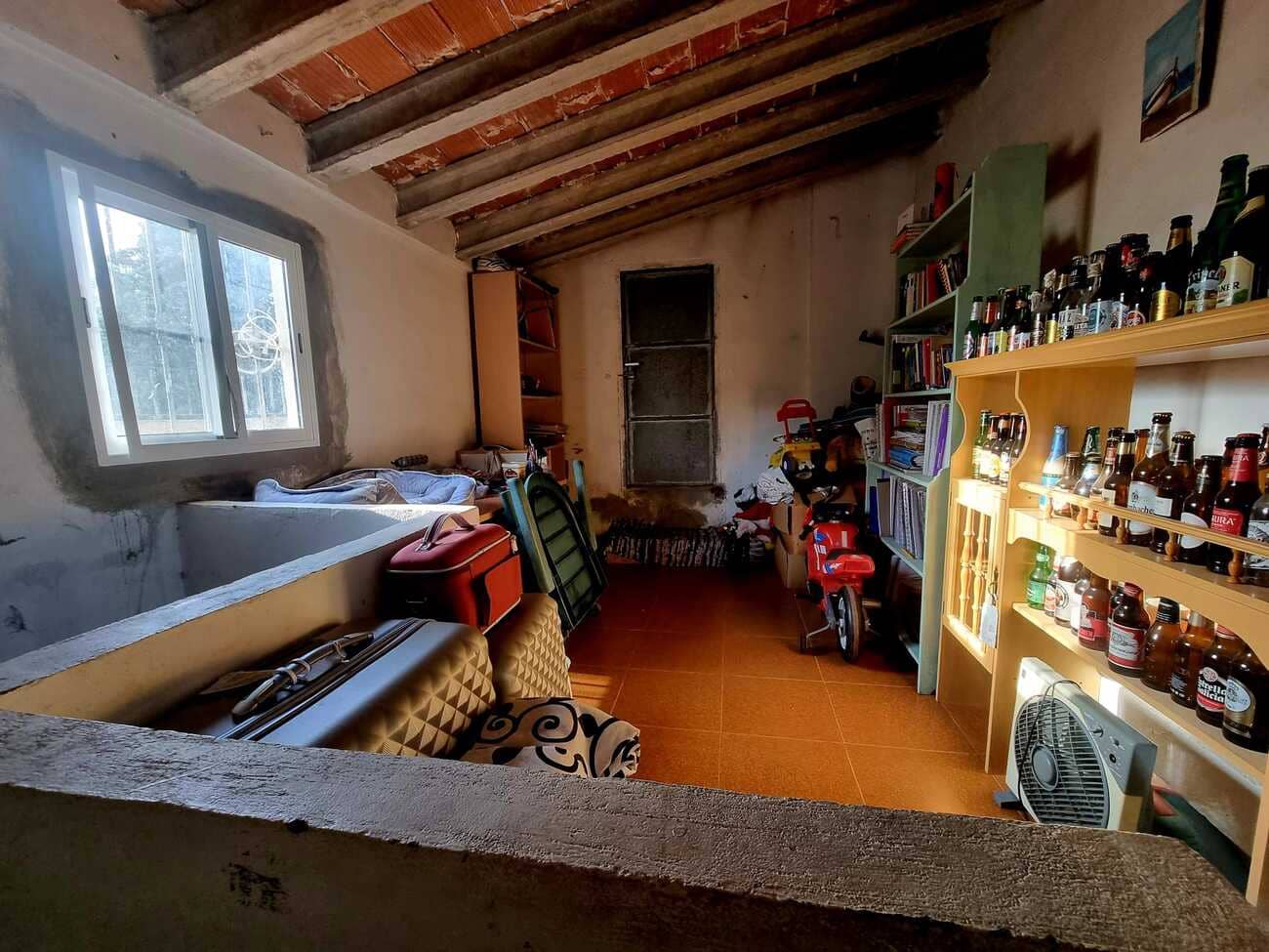 3 chambre Finca/Maison de Campagne à vendre à Canals avec piscine garage - 249 000 € (Ref: 9353012)