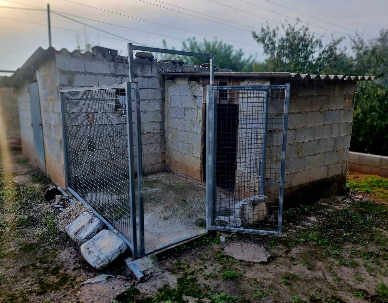 3 chambre Finca/Maison de Campagne à vendre à Canals avec piscine garage - 249 000 € (Ref: 9353012)