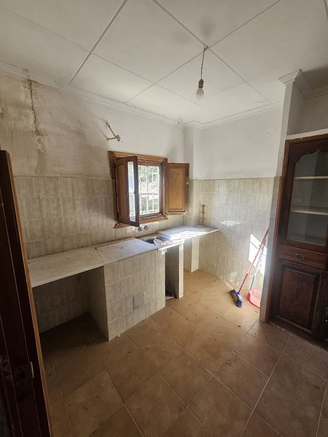 4 slaapkamer Finca/Landhuis te koop in Canals met garage - € 120.000 (Ref: 9383978)